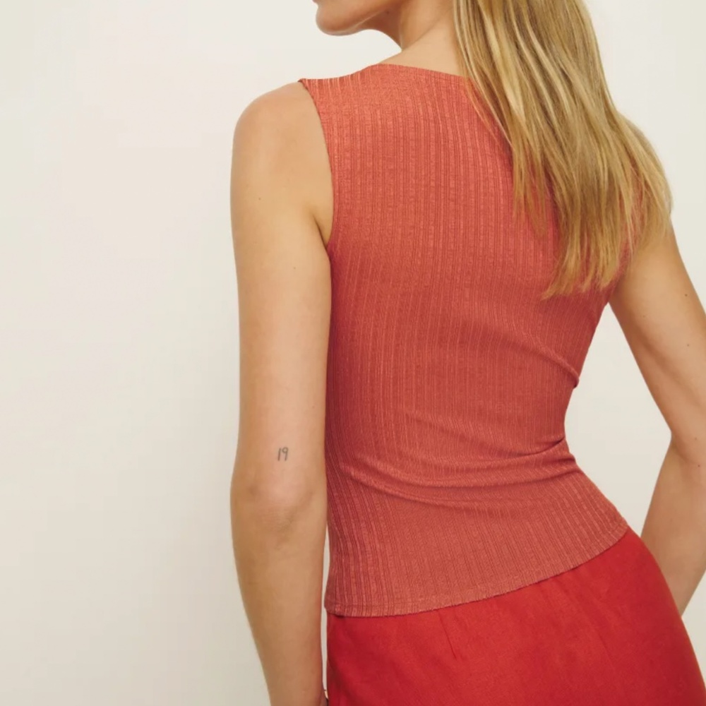 ✨ SALE✨ NEW Reformation Dusk Knit Top - Terracotta - Picture 3 of 6